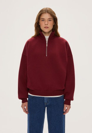 Bordeaux fleece-lined  polo sweatshirt with a zipper